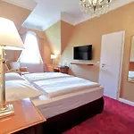 Erbprinzenpalais 3* فيرنغروده