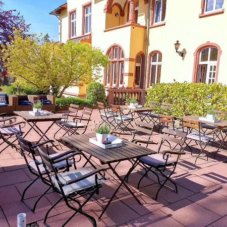 埃尔普林兹宫殿酒店 3* 韦尼格罗德