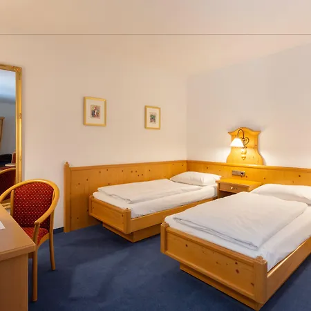 Hotel Erbprinzenpalais 3*