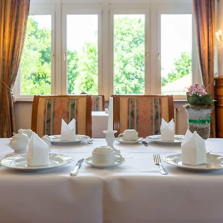 埃尔普林兹宫殿酒店 韦尼格罗德