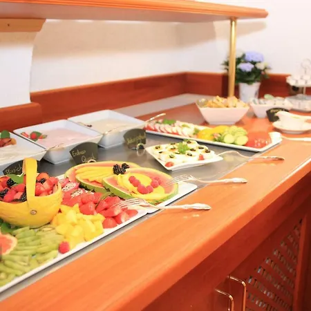 Hotell Erbprinzenpalais 3*