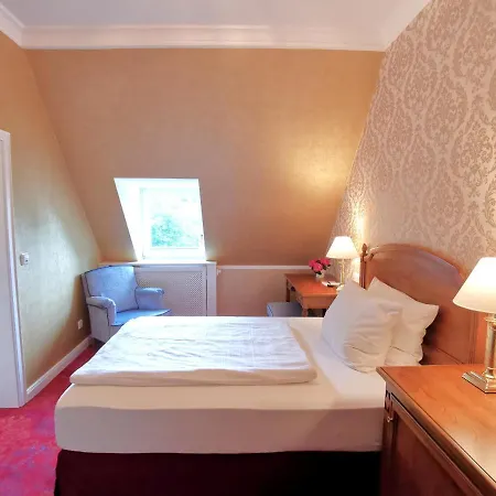 Hotel Erbprinzenpalais 3*